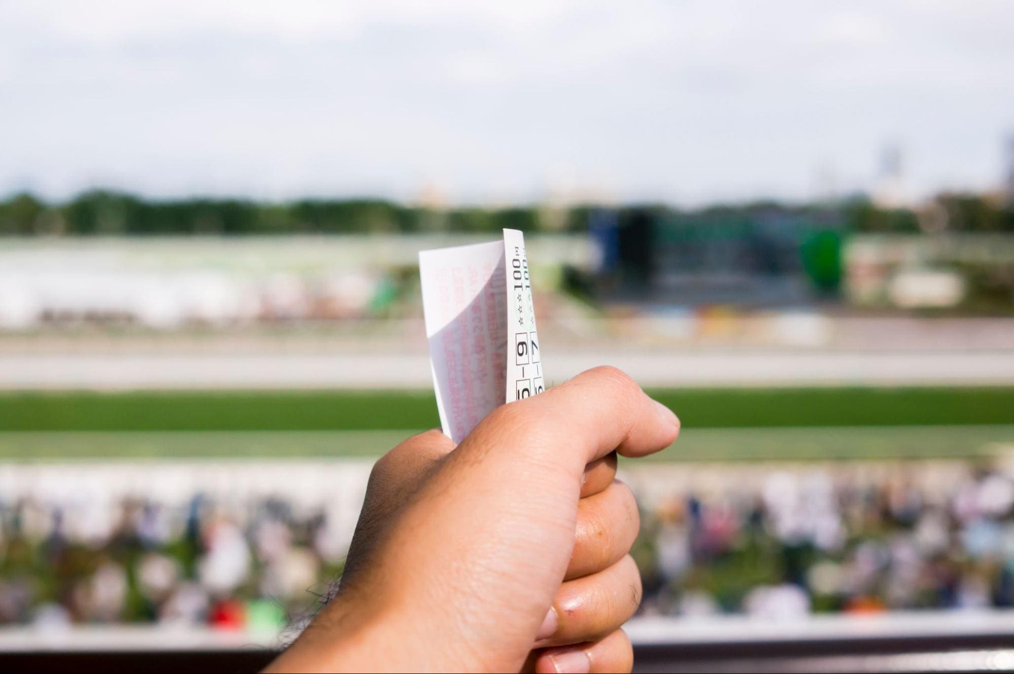 悪質競馬予想サイトの予想が外れる仕組み